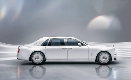 2023 Rolls-Royce Phantom Extended Series II Platino Side Wallpapers 450x275 (20)