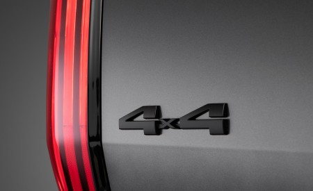 2023 Toyota Tundra SX Package (Color: Magnetic Gray Metallic) Badge Wallpapers 450x275 (7)