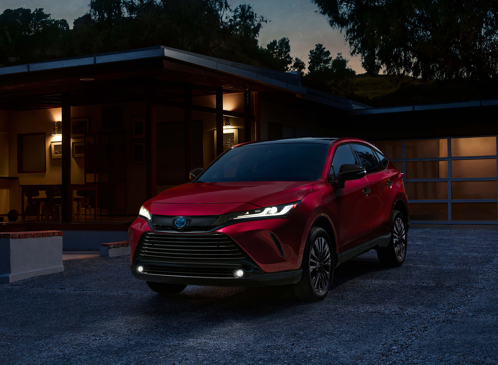 2023 Toyota Venza Nightshade Edition Front Three-Quarter Wallpapers (1)