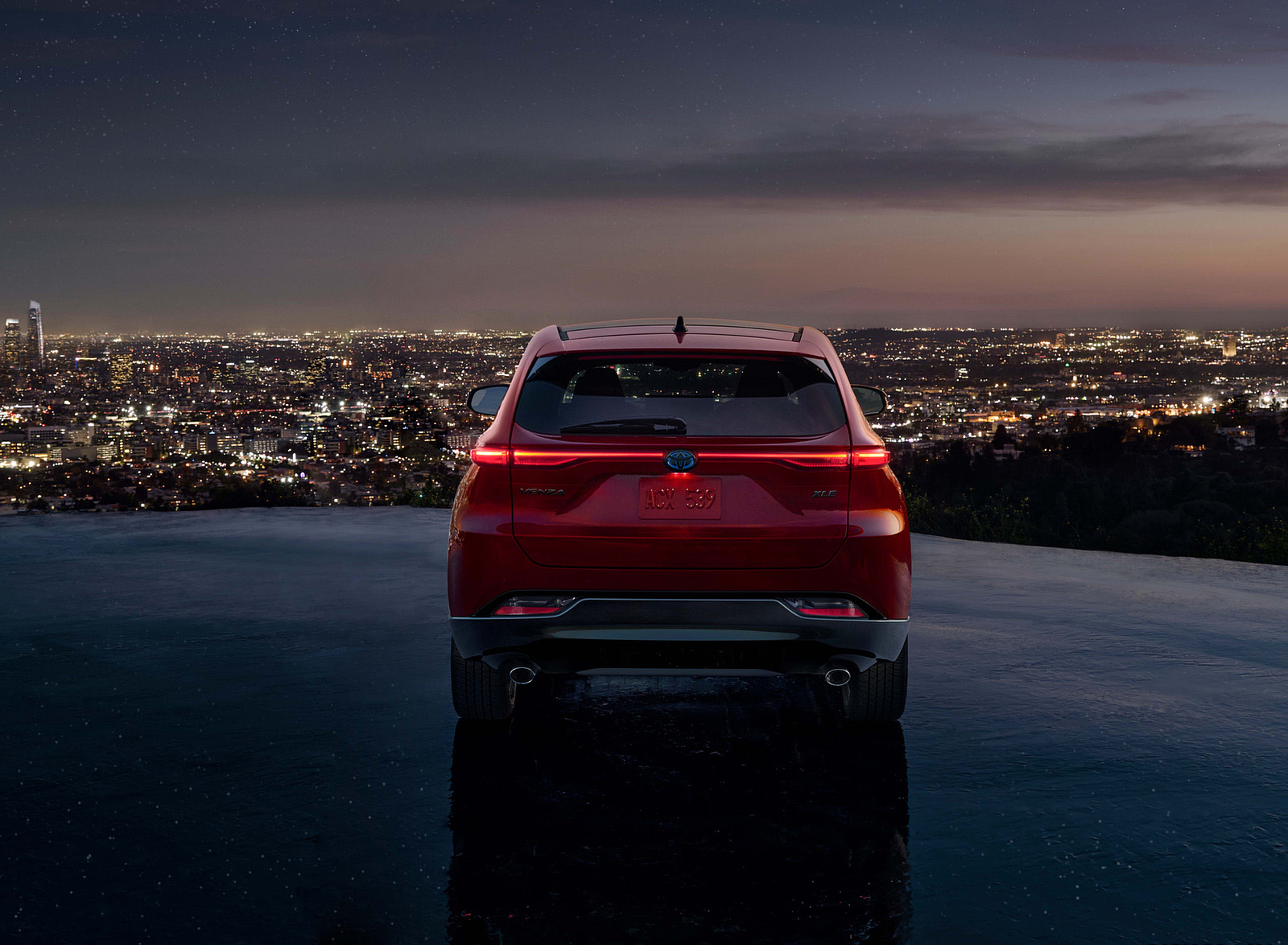 2023 Toyota Venza Nightshade Edition Rear Wallpapers (3)