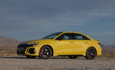 2022 Audi RS 3 (US-Spec) Front Three-Quarter Wallpapers 450x275 (53)