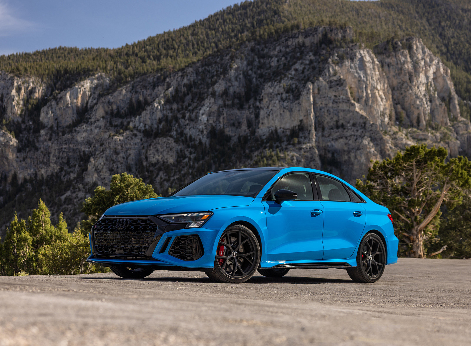 2022 Audi RS 3 (US-Spec) Front Three-Quarter Wallpapers (5)