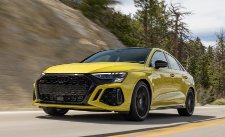 2022 Audi RS 3 (US-Spec) Front Three-Quarter Wallpapers 450x275 (41)