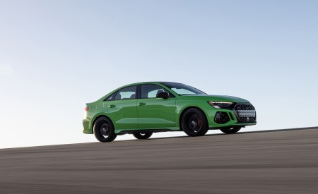 2022 Audi RS 3 (US-Spec) Front Three-Quarter Wallpapers 450x275 (50)