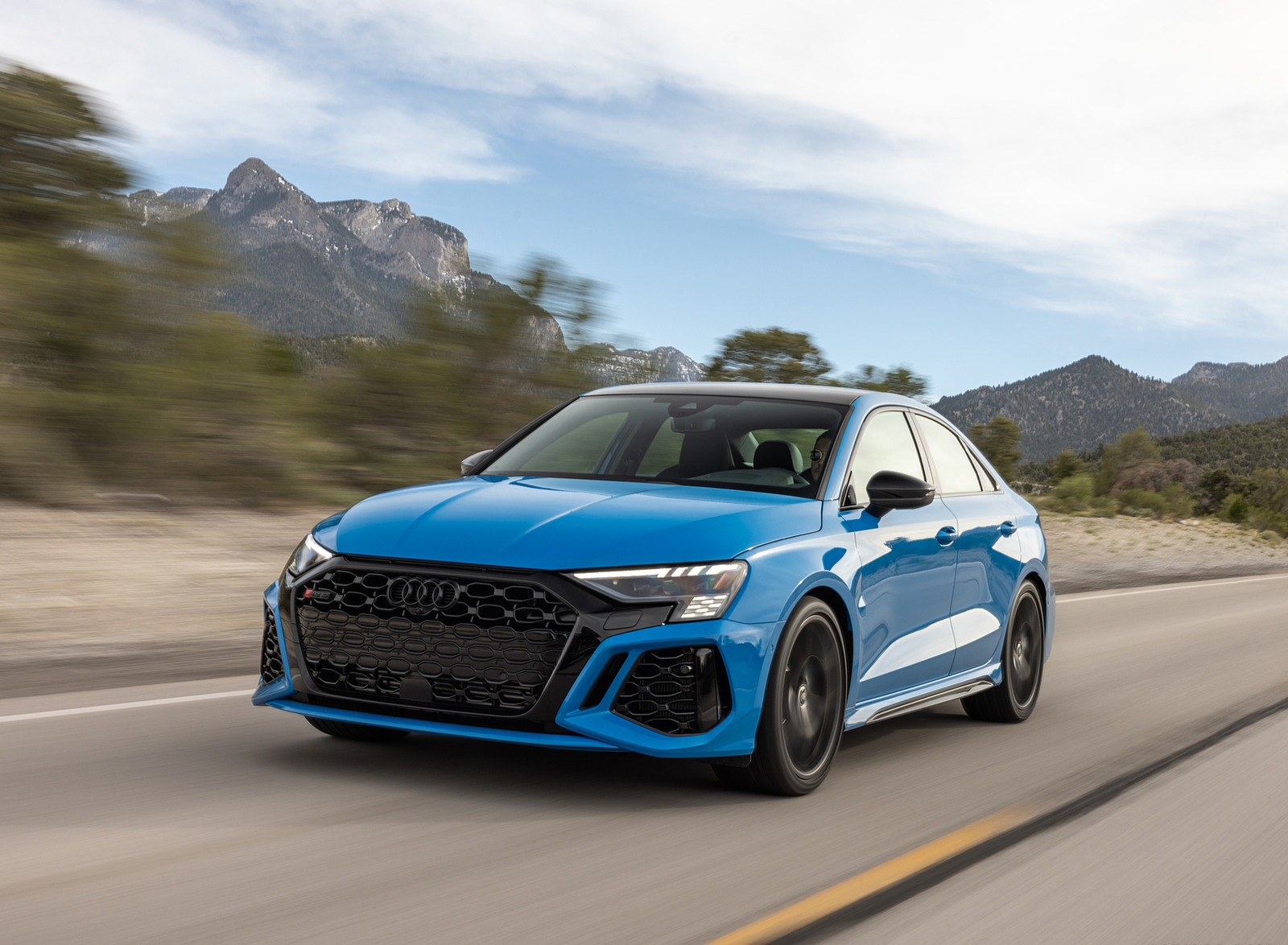 2022 Audi RS 3 (US-Spec) Front Wallpapers (2)