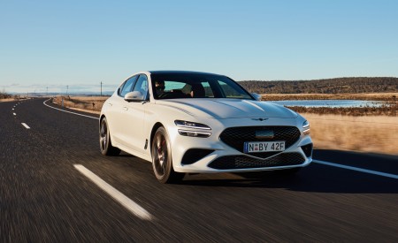 2022 Genesis G70 Sport with Luxury Pack Front Three-Quarter Wallpapers 450x275 (15)