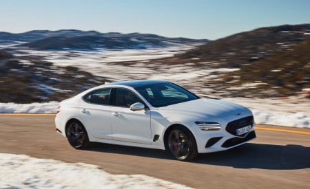 2022 Genesis G70 Sport with Luxury Pack Front Three-Quarter Wallpapers 450x275 (27)