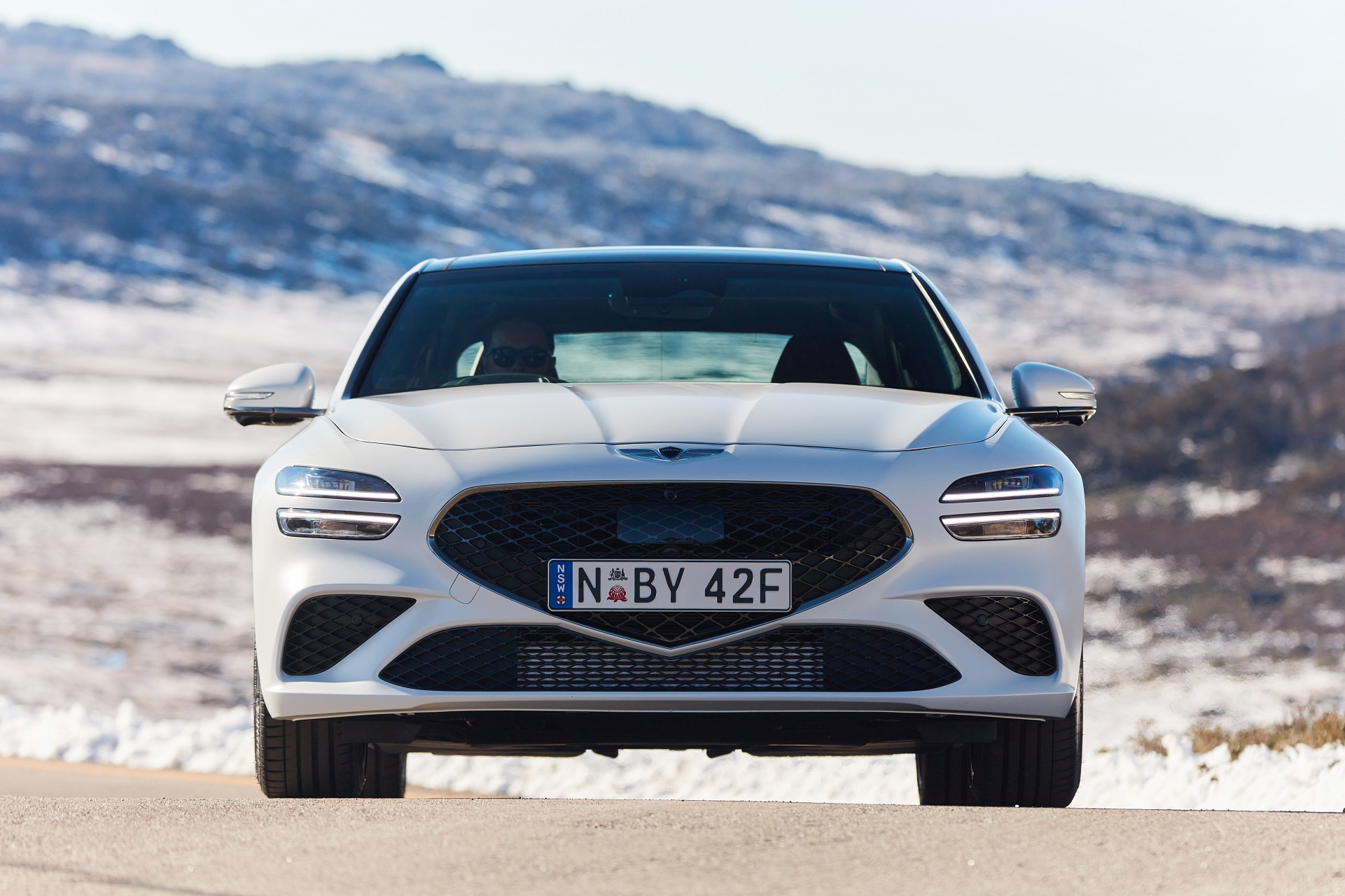 2022 Genesis G70 Sport with Luxury Pack Front Wallpapers (2)