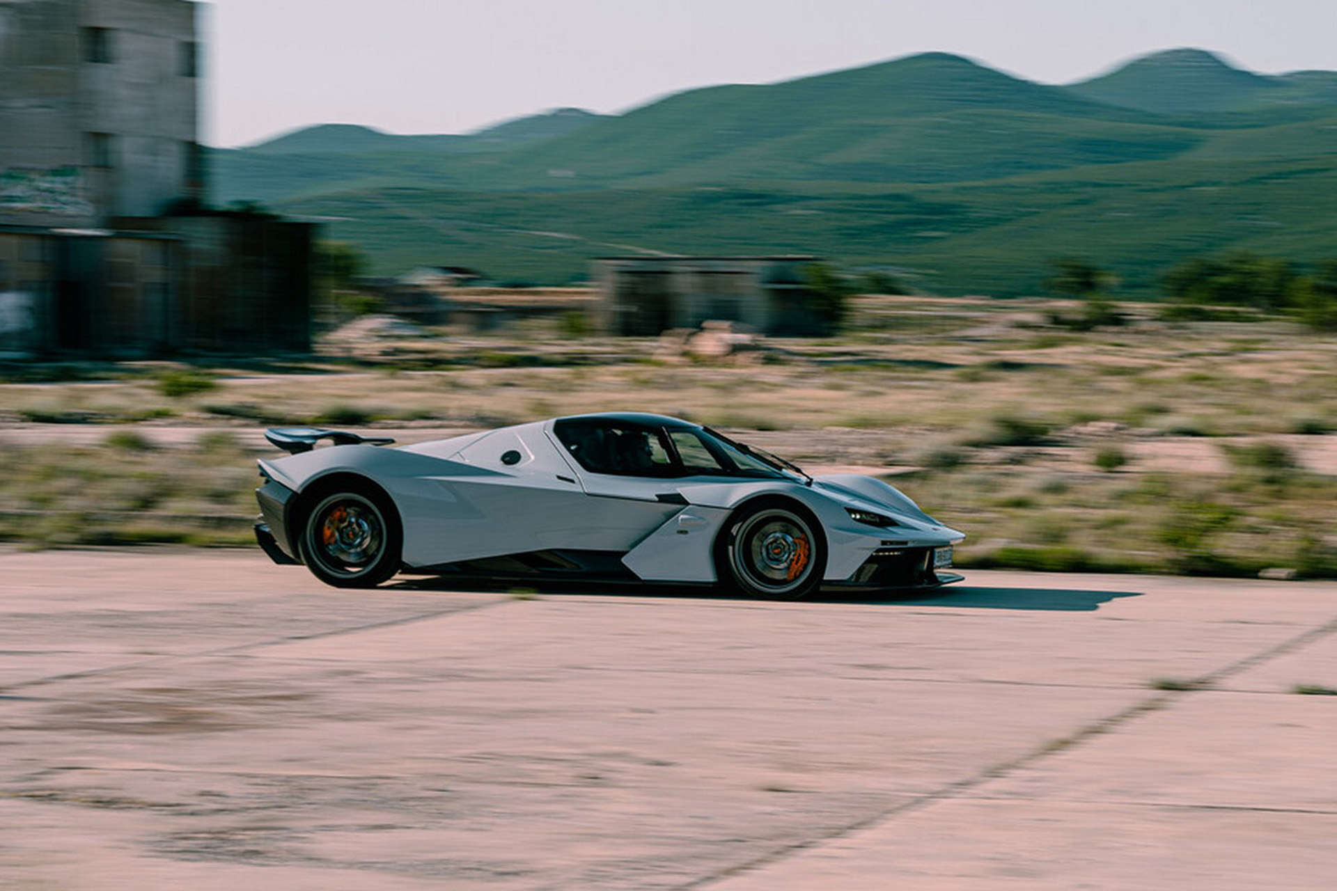 2022 KTM X-Bow GT-XR Side Wallpapers (14)