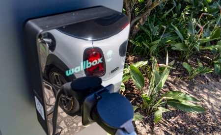 2022 Mini Cooper SE Convertible Concept Charging Connector Wallpapers  450x275 (103)