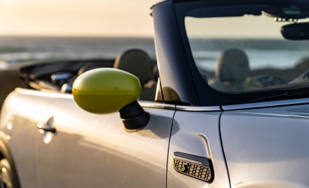 2022 Mini Cooper SE Convertible Concept Detail Wallpapers 450x275 (88)