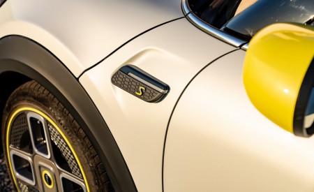 2022 Mini Cooper SE Convertible Concept Detail Wallpapers  450x275 (136)