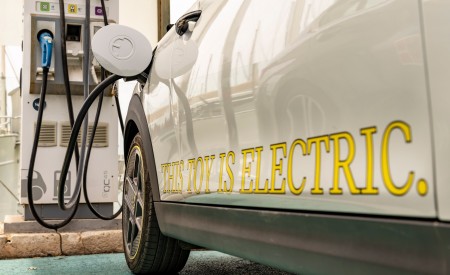 2022 Mini Cooper SE Convertible Concept Detail Wallpapers  450x275 (140)