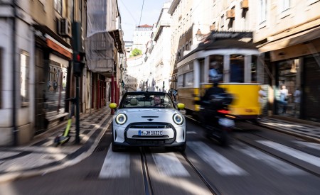 2022 Mini Cooper SE Convertible Concept Front Wallpapers  450x275 (40)