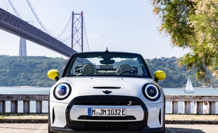 2022 Mini Cooper SE Convertible Concept Front Wallpapers 450x275 (69)