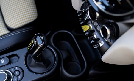 2022 Mini Cooper SE Convertible Concept Interior Detail Wallpapers 450x275 (273)