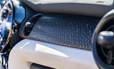 2022 Mini Cooper SE Convertible Concept Interior Detail Wallpapers 450x275 (113)