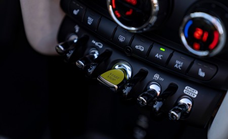 2022 Mini Cooper SE Convertible Concept Interior Detail Wallpapers 450x275 (156)