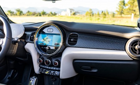 2022 Mini Cooper SE Convertible Concept Interior Wallpapers  450x275 (145)