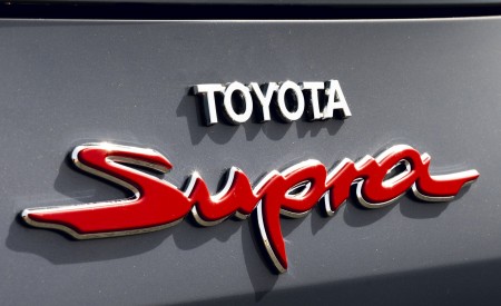 2022 Toyota GR Supra iMT Badge Wallpapers 450x275 (26)
