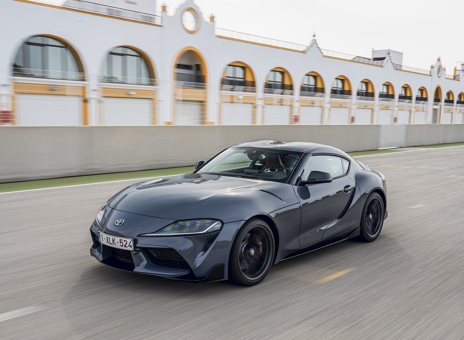 2022 Toyota GR Supra (iMT; Euro-Spec) Front Three-Quarter Wallpapers (13)