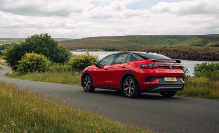 2022 Volkswagen ID.5 GTX UK version Rear Three-Quarter Wallpapers 450x275 (11)