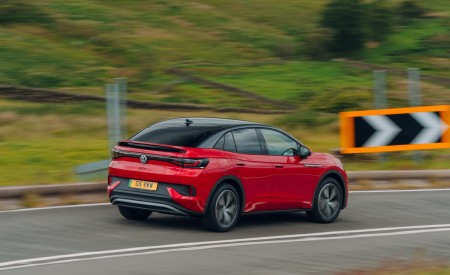 2022 Volkswagen ID.5 GTX UK version Rear Three-Quarter Wallpapers 450x275 (4)