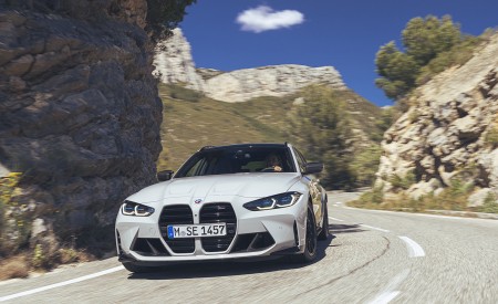 2023 BMW M3 Touring Front Wallpapers 450x275 (7)