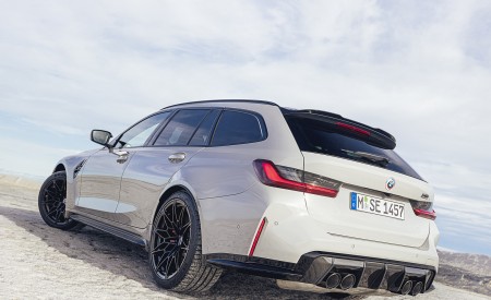 2023 BMW M3 Touring Rear Three-Quarter Wallpapers 450x275 (89)