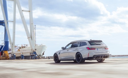 2023 BMW M3 Touring Rear Three-Quarter Wallpapers 450x275 (32)