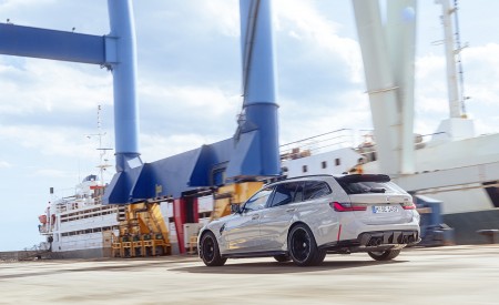 2023 BMW M3 Touring Rear Three-Quarter Wallpapers 450x275 (33)