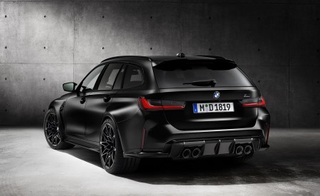 2023 BMW M3 Touring Rear Three-Quarter Wallpapers 450x275 (146)