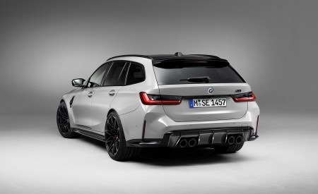 2023 BMW M3 Touring Rear Three-Quarter Wallpapers 450x275 (129)