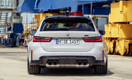 2023 BMW M3 Touring Rear Wallpapers 450x275 (46)