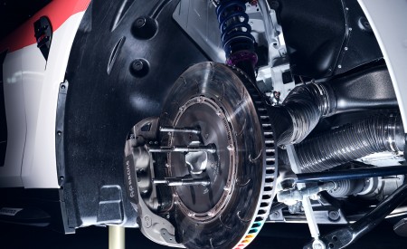 2023 BMW M4 GT4 Brakes Wallpapers 450x275 (14)