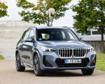 2023 BMW X1 xDrive23i Front Three-Quarter Wallpapers 150x120 (19)