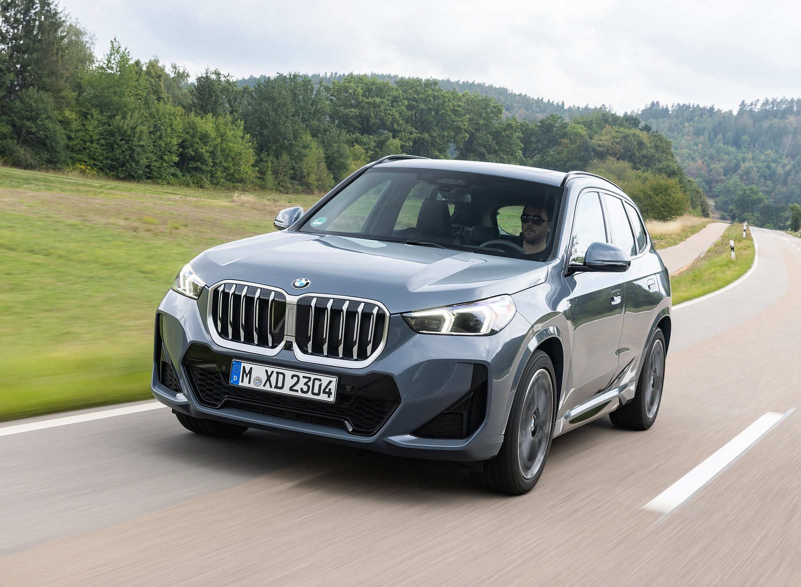 2023 BMW X1 xDrive23i Front Three-Quarter Wallpapers (12)