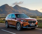 2023 BMW X1 xDrive23i Front Three-Quarter Wallpapers 150x120 (36)