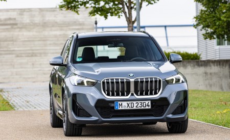2023 BMW X1 xDrive23i Front Wallpapers 450x275 (20)