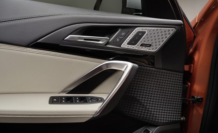 2023 BMW X1 xDrive23i Interior Detail Wallpapers 450x275 (145)