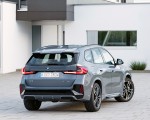 2023 BMW X1 xDrive23i Rear Three-Quarter Wallpapers 150x120 (22)