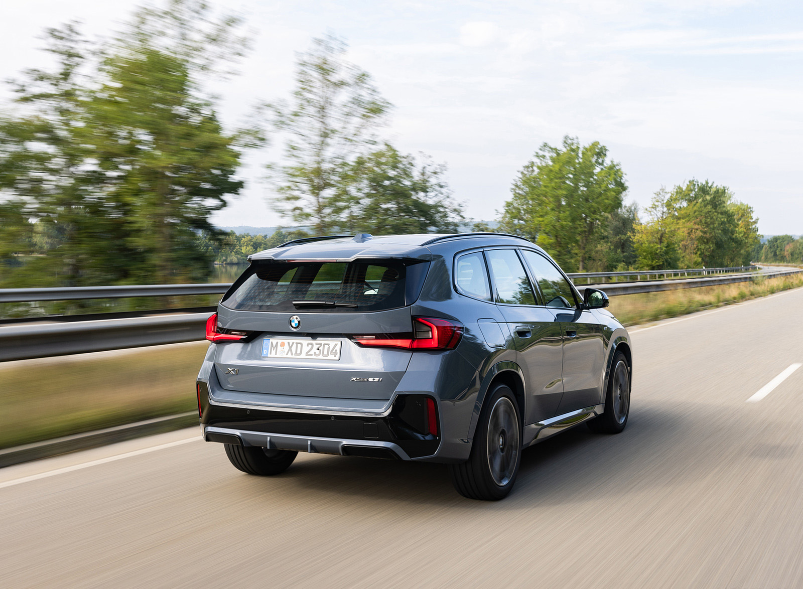 2023 BMW X1 xDrive23i Rear Three-Quarter Wallpapers (9)