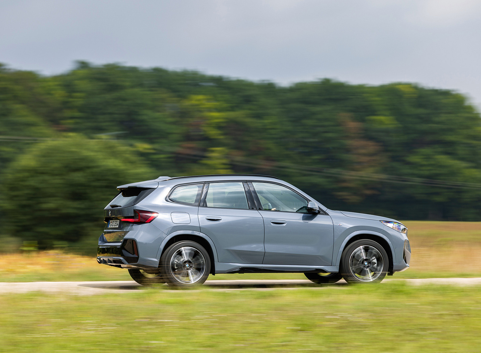 2023 BMW X1 xDrive23i Side Wallpapers  (15)