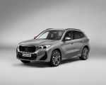 2023 BMW X1 xDrive30e Front Three-Quarter Wallpapers 150x120