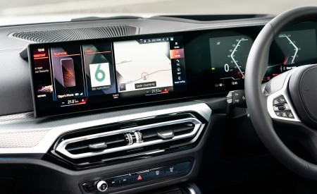 2023 BMW i4 eDrive40 UK version Central Console Wallpapers 450x275 (22)