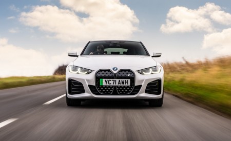2023 BMW i4 eDrive40 UK version Front Wallpapers 450x275 (2)