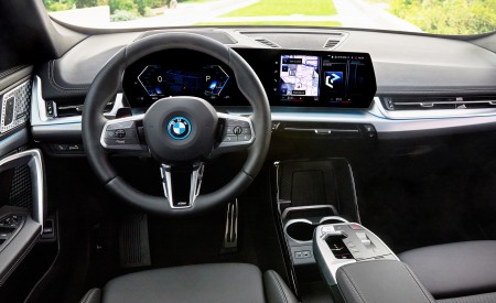 2023 BMW iX1 xDrive30 Interior Cockpit Wallpapers 450x275 (60)