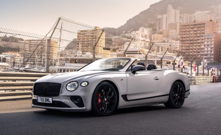 2023 Bentley Continental GTC S Front Three-Quarter Wallpapers 450x275 (3)