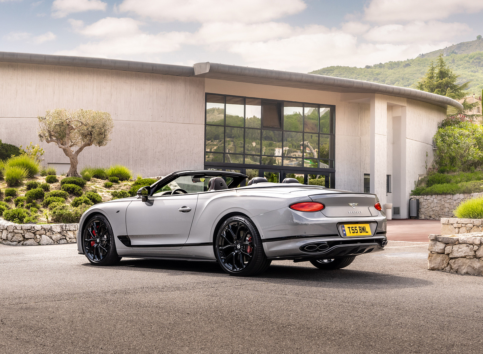 2023 Bentley Continental GTC S Rear Three-Quarter Wallpapers (4)