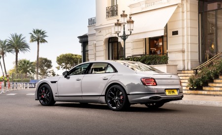 2023 Bentley Flying Spur S Rear Three-Quarter Wallpapers 450x275 (6)